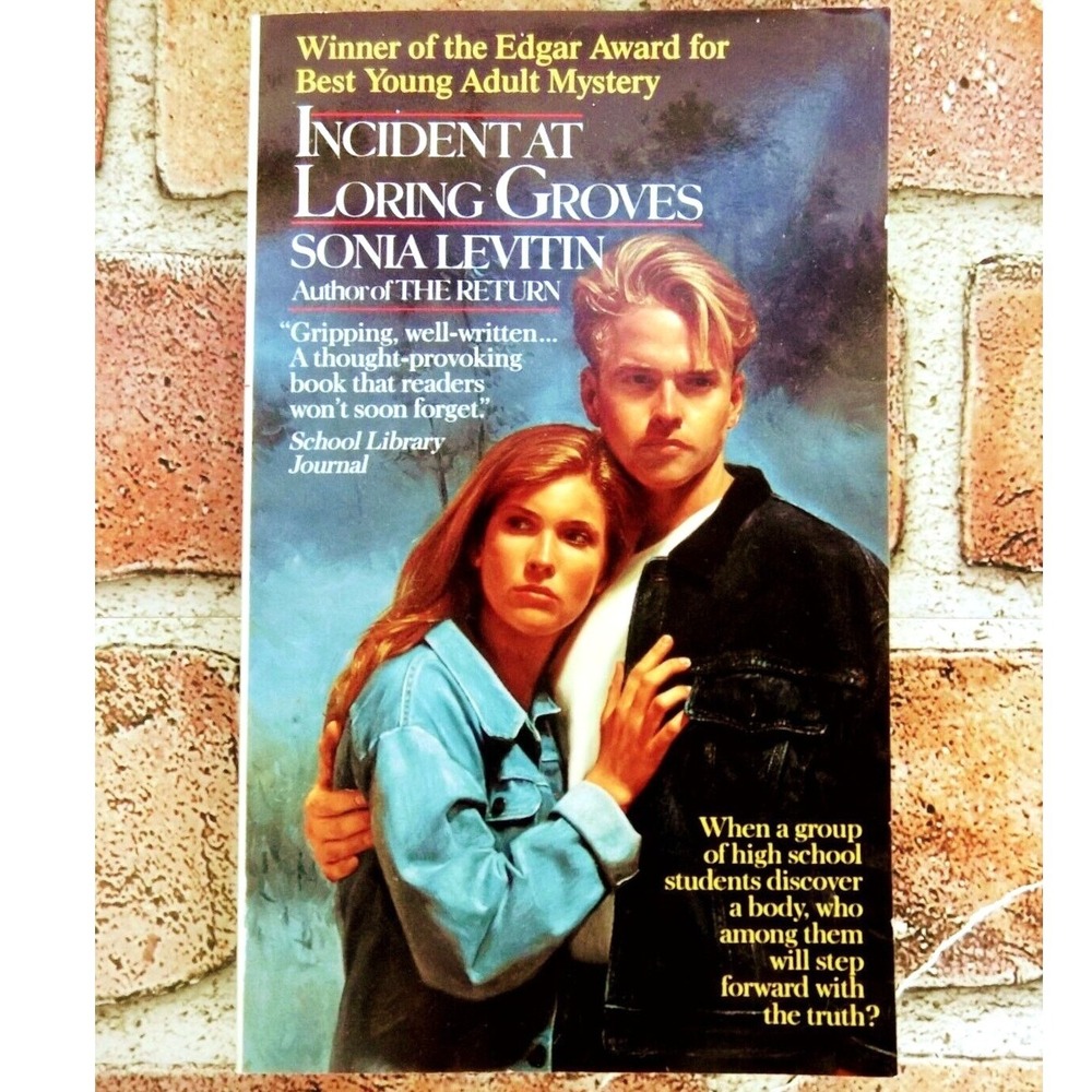 Incident at Loring Groves Sonia Levitin‎ Vtg 80s YA Teenager Mystery Fiction PB